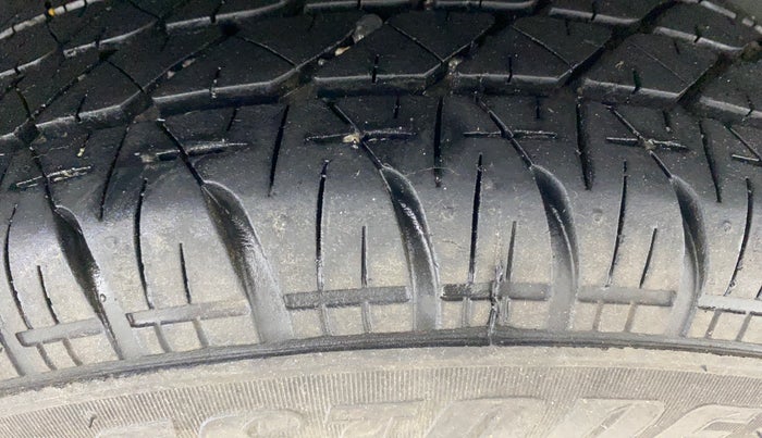 2018 Maruti Dzire VXI, Petrol, Manual, 69,508 km, Left Rear Tyre Tread