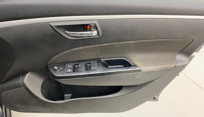 2016 Maruti Swift VXI, Petrol, Manual, 41,009 km, Driver Side Door Panels Control