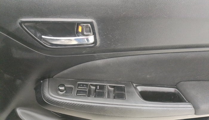 2018 Maruti Swift VXI, Petrol, Manual, 46,987 km, Driver Side Door Panels Control