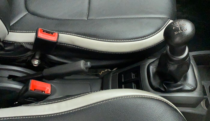 2019 Maruti Alto 800 VXI, Petrol, Manual, 7,318 km, Gear Lever