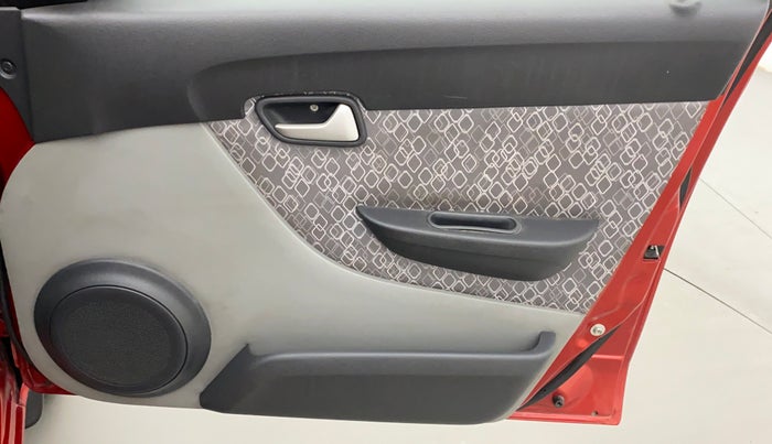 2019 Maruti Alto 800 VXI, Petrol, Manual, 7,318 km, Driver Side Door Panels Control