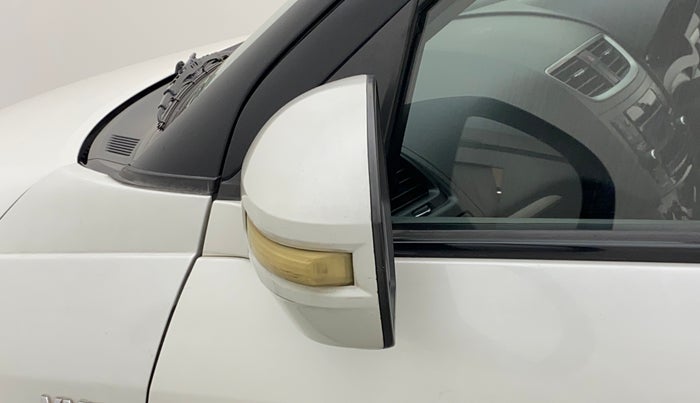 2015 Maruti Swift VXI, Petrol, Manual, 1,16,985 km, Left rear-view mirror - Folding motor not working