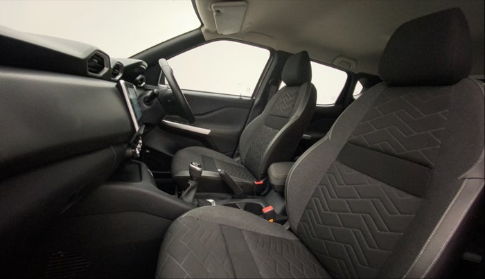 2022 Nissan MAGNITE XV PREMIUM TURBO, Petrol, Manual, 16,347 km, Right Side Front Door Cabin