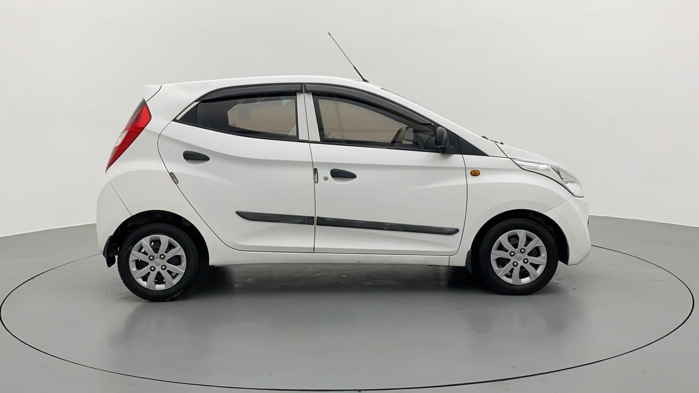 2018 Hyundai Eon MAGNA PLUS, Petrol, Manual, 15,795 km, Right Side