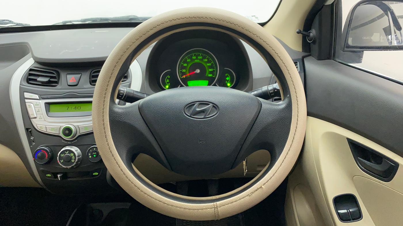 2018 Hyundai Eon MAGNA PLUS, Petrol, Manual, 15,795 km, Steering Wheel Close Up