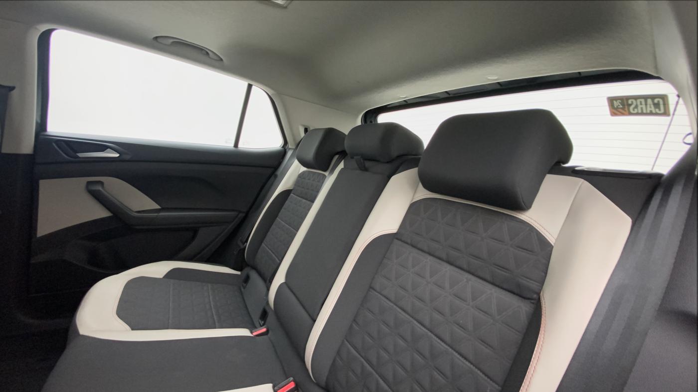 2021 Volkswagen TAIGUN GT PLUS 1.5 TSI DSG, Petrol, Automatic, 33,272 km, Right Side Rear Door Cabin