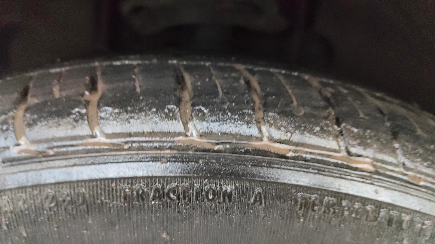 2021 Tata Tiago XZA PLUS PETROL, Petrol, Automatic, 5,899 km, Left Front Tyre Tread