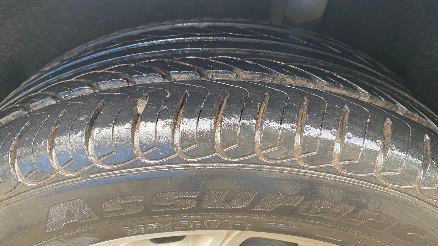 2015 Ford Ecosport TITANIUM 1.5L PETROL, Petrol, Manual, 17,685 km, Left Rear Tyre Tread