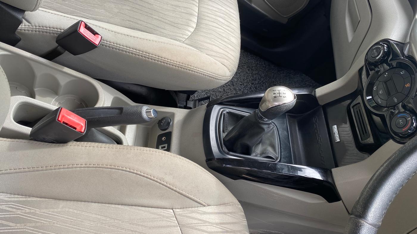 2015 Ford Ecosport TITANIUM 1.5L PETROL, Petrol, Manual, 17,685 km, Gear Lever