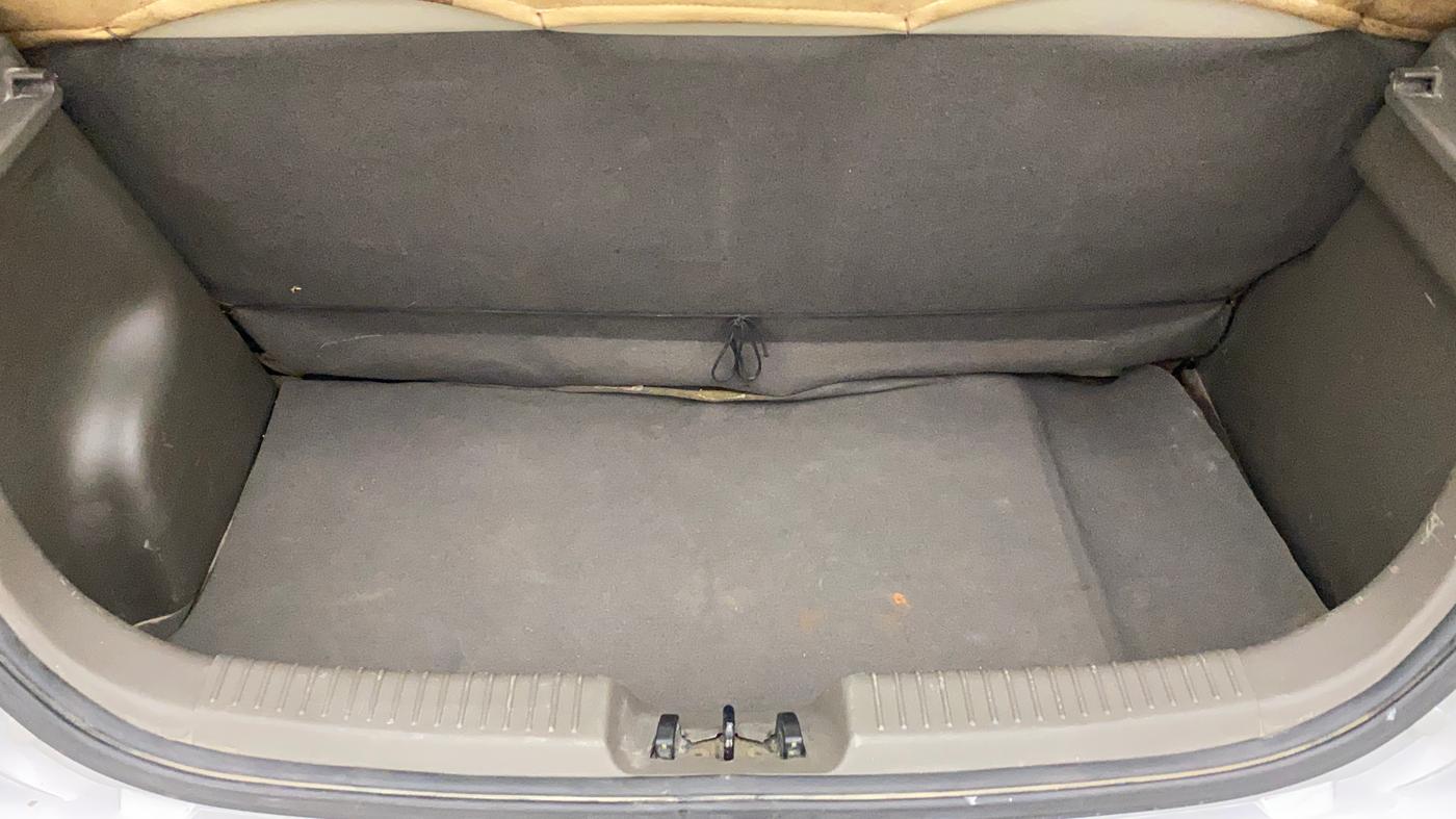 2012 Hyundai i10 MAGNA 1.2, Petrol, Manual, 73,009 km, Boot Inside