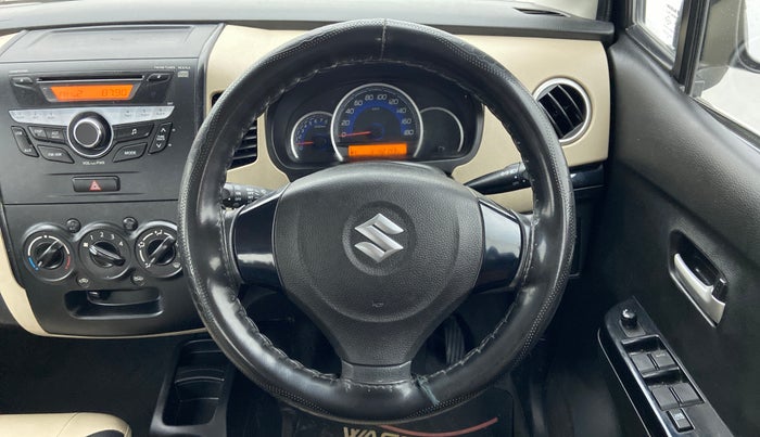 2018 Maruti Wagon R 1.0 VXI, Petrol, Manual, 42,137 km, Steering Wheel Close Up