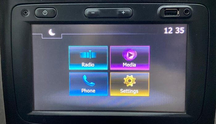 2018 Renault Duster 85 PS RXS MT DIESEL, Diesel, Manual, 1,00,039 km, Touchscreen Infotainment System