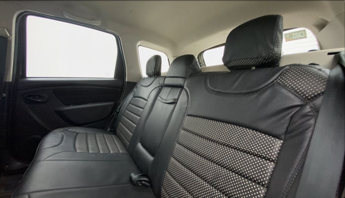 2018 Renault Duster 85 PS RXS MT DIESEL, Diesel, Manual, 1,00,039 km, Right Side Rear Door Cabin