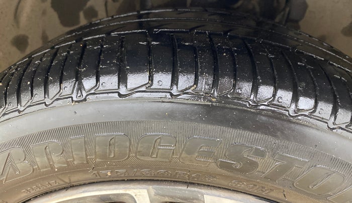 2021 Tata TIGOR XZA PLUS PETROL, Petrol, Automatic, 40,065 km, Right Front Tyre Tread