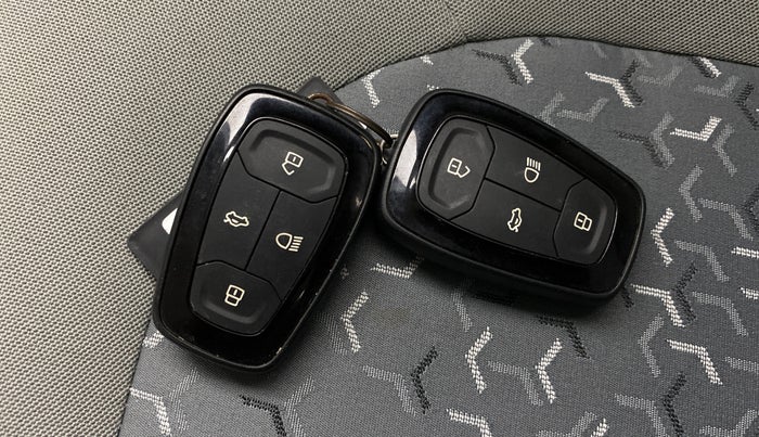 2021 Tata TIGOR XZA PLUS PETROL, Petrol, Automatic, 40,065 km, Key Close Up