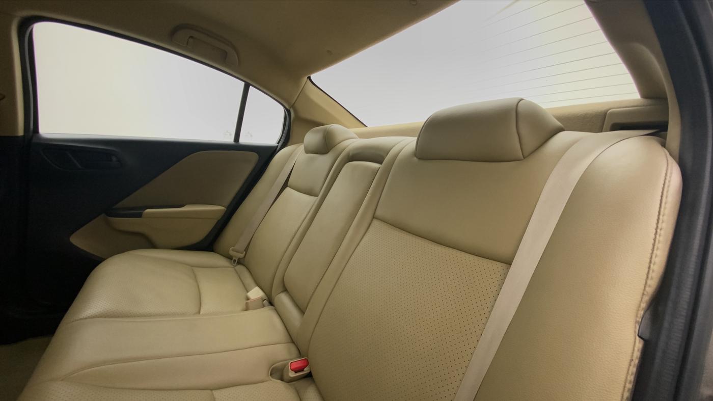 2014 Honda City SV MT PETROL, Petrol, Manual, 40,756 km, Right Side Rear Door Cabin