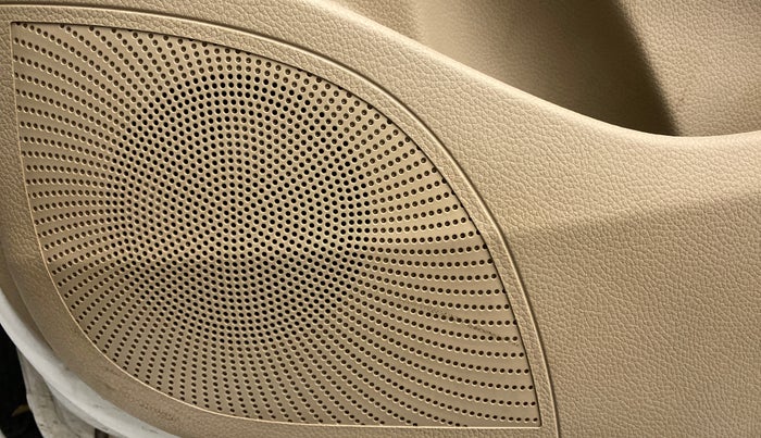 2018 Hyundai Eon MAGNA + AIRBAG, Petrol, Manual, 33,070 km, Speaker