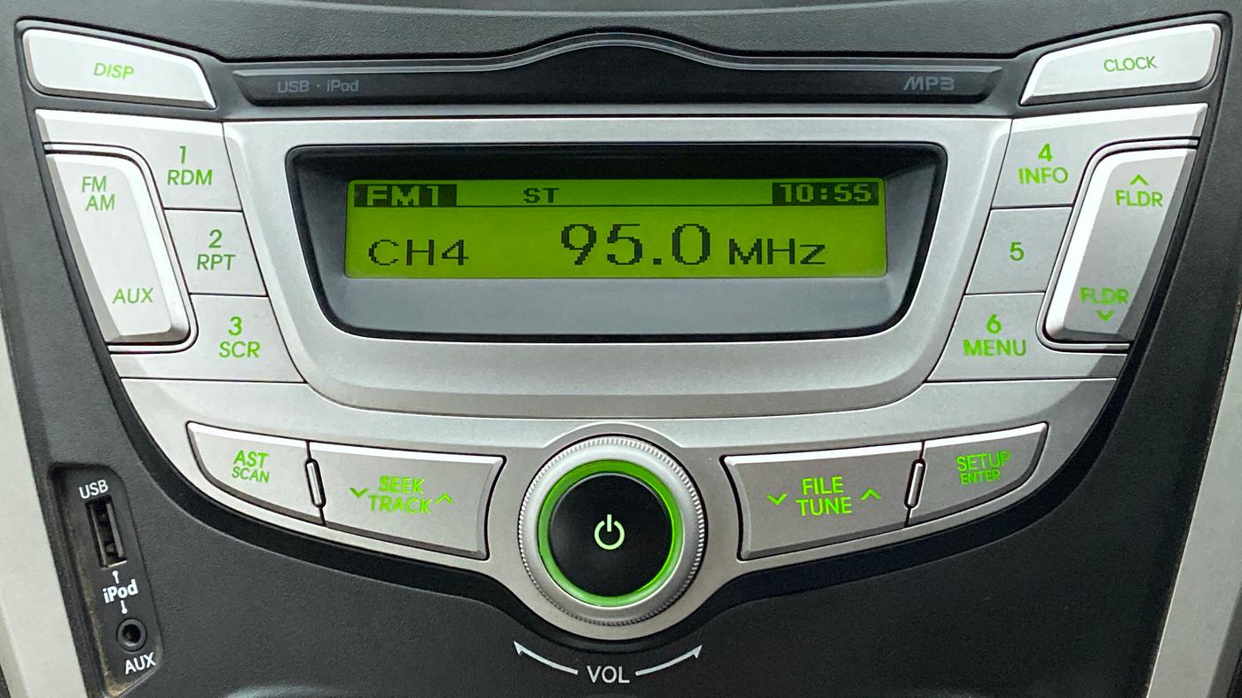 2018 Hyundai Eon MAGNA + AIRBAG, Petrol, Manual, 33,070 km, Infotainment System