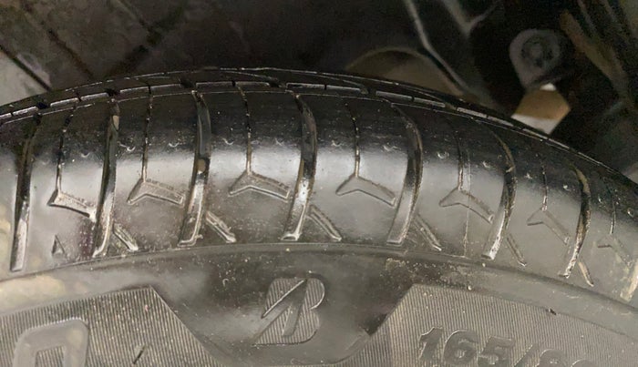 2019 Maruti Dzire VXI AMT, Petrol, Automatic, 53,088 km, Right Rear Tyre Tread