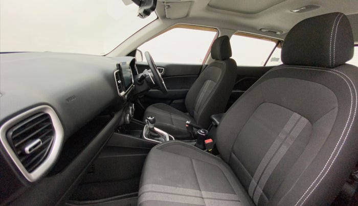 2022 Hyundai VENUE SX PLUS 1.0 TURBO DCT, Petrol, Automatic, 6,657 km, Right Side Front Door Cabin