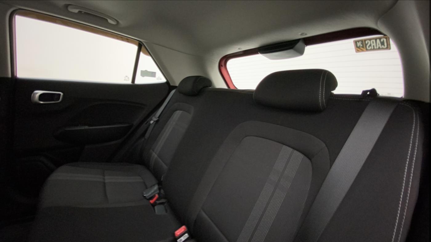 2022 Hyundai VENUE SX PLUS 1.0 TURBO DCT, Petrol, Automatic, 6,657 km, Right Side Rear Door Cabin