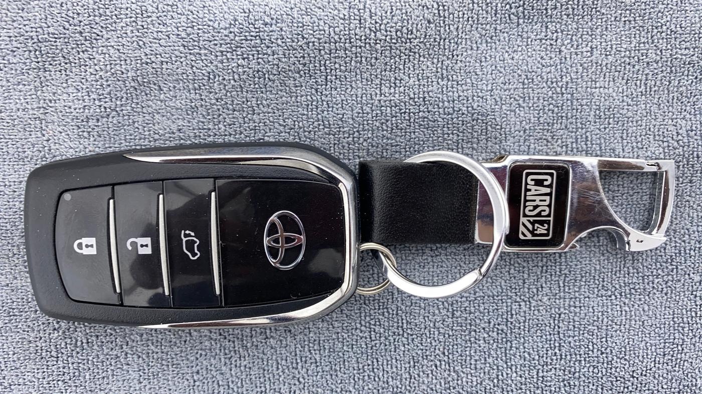 2020 Toyota Fortuner 2.8 4x2 MT, Diesel, Manual, 35,958 km, Key Close Up