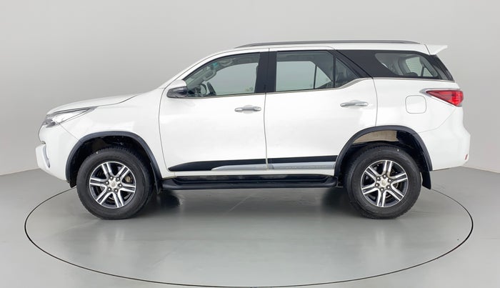 2020 Toyota Fortuner 2.8 4x2 MT, Diesel, Manual, 35,958 km, Left Side