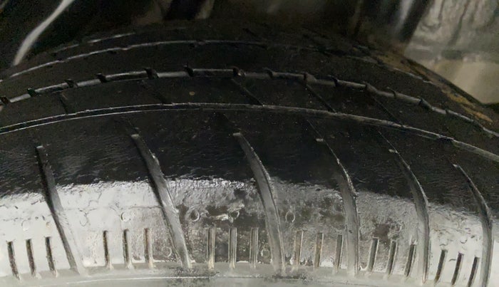 2013 Honda Brio S MT, Petrol, Manual, 57,507 km, Left Rear Tyre Tread