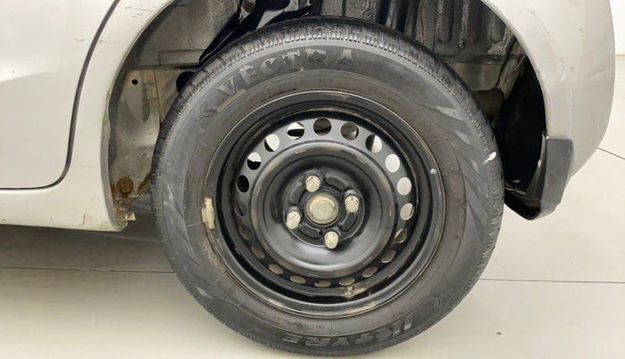 2013 Honda Brio S MT, Petrol, Manual, 57,507 km, Left Rear Wheel