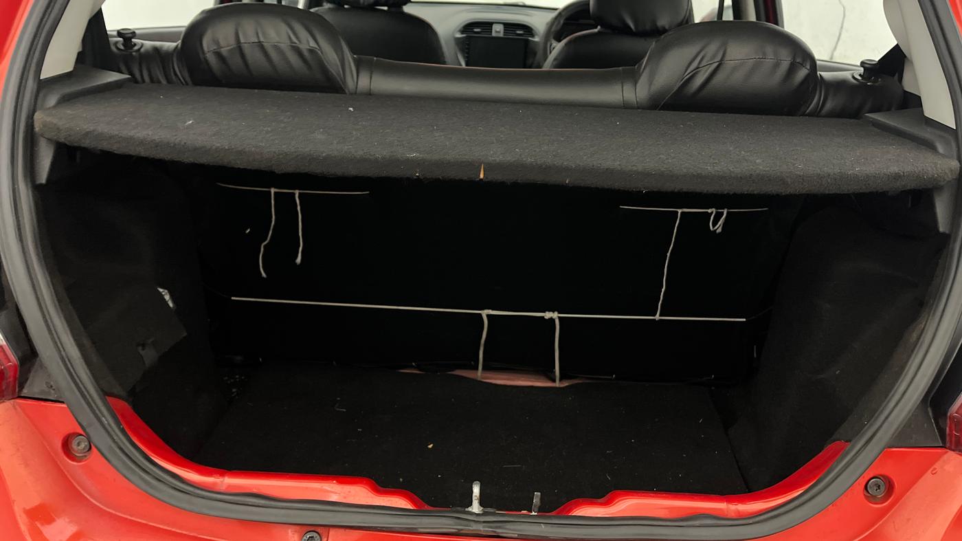 2020 Tata Tiago XE PETROL, Petrol, Manual, 35,532 km, Boot Inside