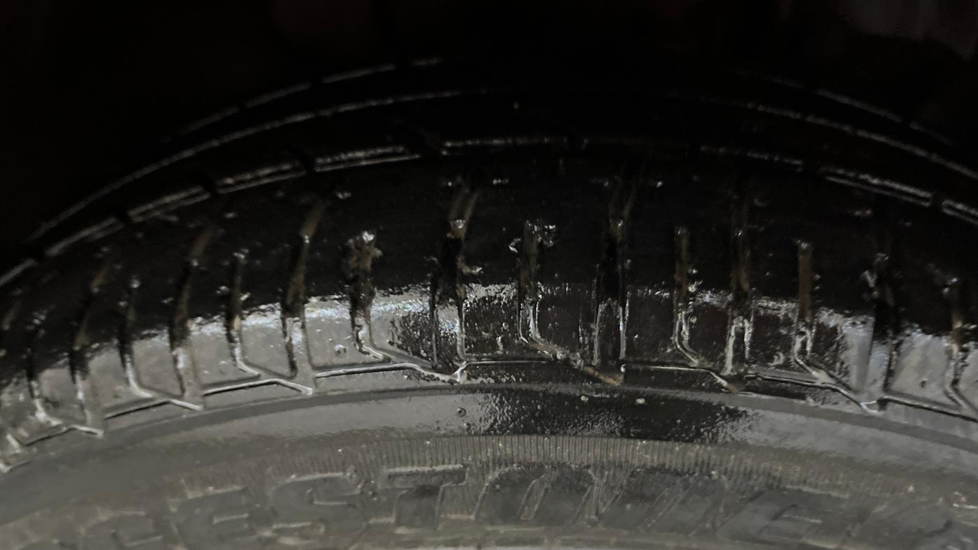 2020 Tata Tiago XE PETROL, Petrol, Manual, 35,532 km, Right Front Tyre Tread