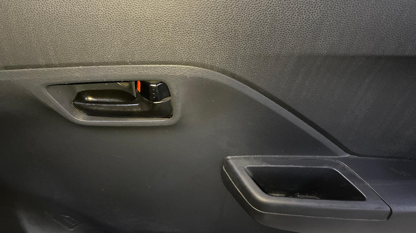 2025 Maruti Alto K10 VXi (O), Petrol, Manual, 23,717 km, Driver Side Door Panels Control