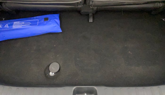 2018 Honda BR-V 1.5L I-VTEC V CVT, Petrol, Automatic, 31,997 km, Boot Inside