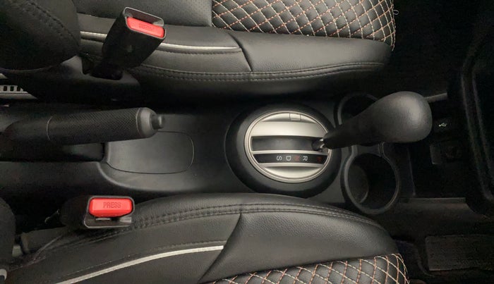 2018 Honda BR-V 1.5L I-VTEC V CVT, Petrol, Automatic, 31,997 km, Gear Lever