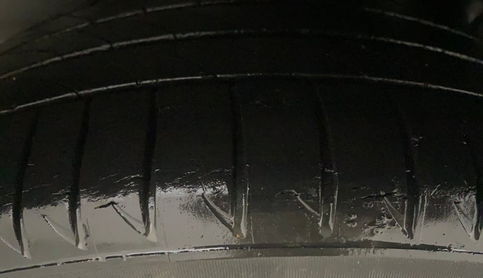 2018 Honda BR-V 1.5L I-VTEC V CVT, Petrol, Automatic, 31,997 km, Left Rear Tyre Tread