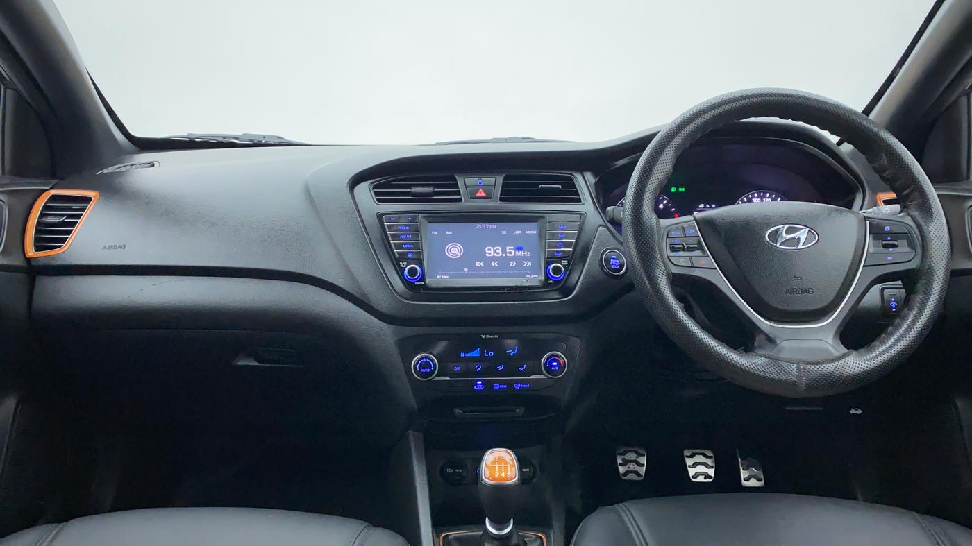 2017 Hyundai i20 Active 1.4 SX, Diesel, Manual, 12,472 km, Dashboard