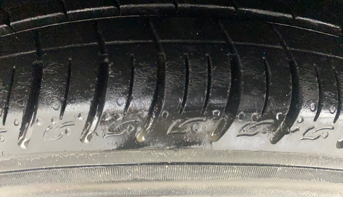 2021 Tata ALTROZ XZ PETROL, Petrol, Manual, 43,470 km, Left Front Tyre Tread