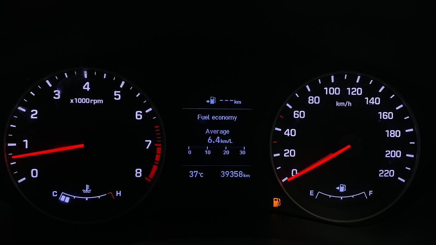 2020 Hyundai Elite i20 ASTA 1.2 (O), Petrol, Manual, 39,355 km, Odometer Image