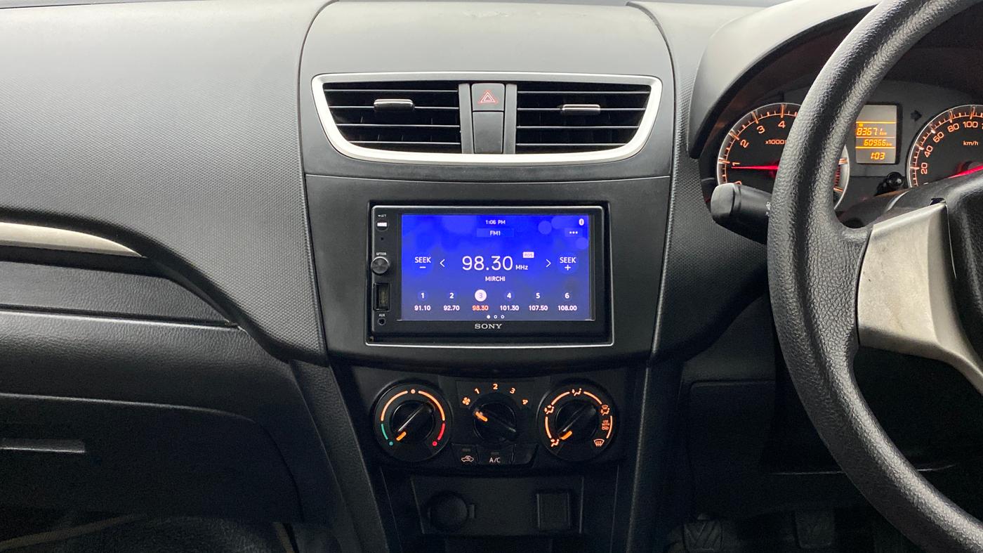 2015 Maruti Swift VXI D, Petrol, Manual, 61,014 km, Air Conditioner