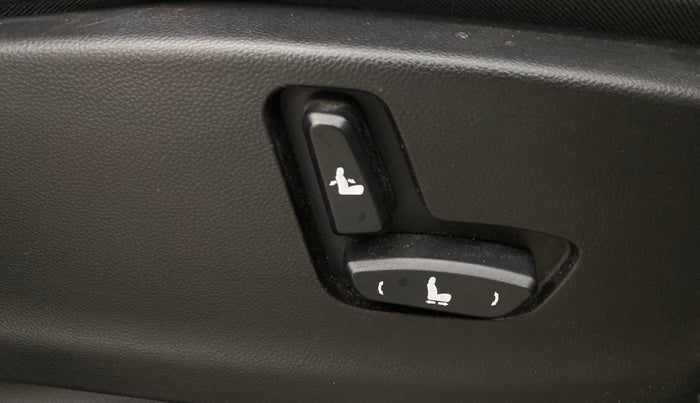 2021 MG HECTOR SHARP 1.5 DCT PETROL, Petrol, Automatic, 36,689 km, Driver Side Adjustment Panel