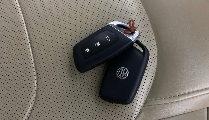 2021 MG HECTOR SHARP 1.5 DCT PETROL, Petrol, Automatic, 36,689 km, Key Close Up