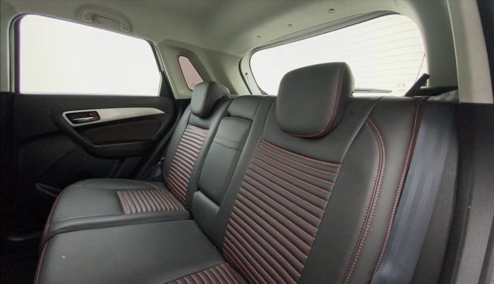 2022 Toyota URBAN CRUISER Premium AT, Petrol, Automatic, 5,613 km, Right Side Rear Door Cabin