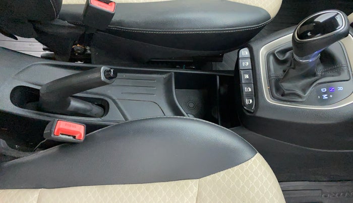 2020 Hyundai NEW SANTRO 1.1 SPORTS AMT, Petrol, Automatic, 40,018 km, Gear Lever