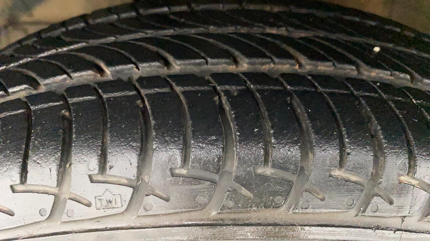 2020 Maruti New Wagon-R ZXI 1.2 old, Petrol, Manual, 5,936 km, Left Front Tyre Tread