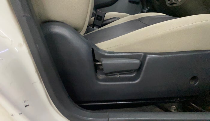 2015 Maruti Alto K10 LXI, Petrol, Manual, 82,881 km, Driver Side Adjustment Panel