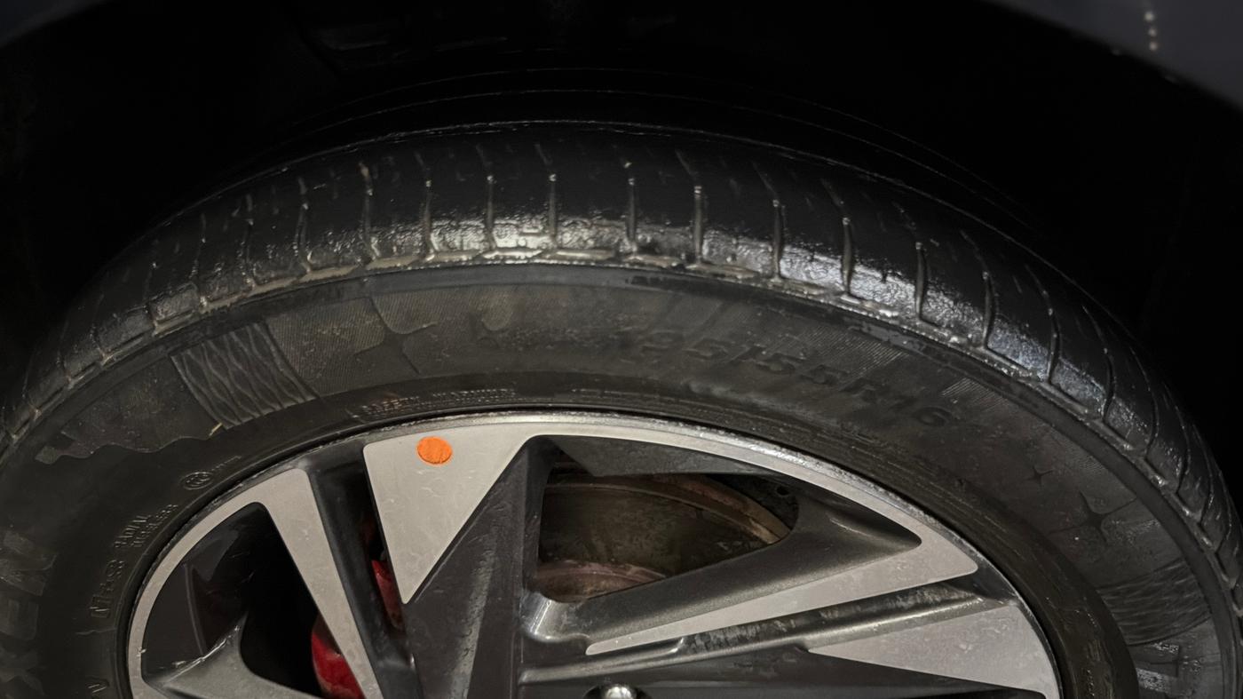 2021 Hyundai NEW I20 ASTA 1.2 MT, Petrol, Manual, 75,940 km, Left Front Tyre Tread