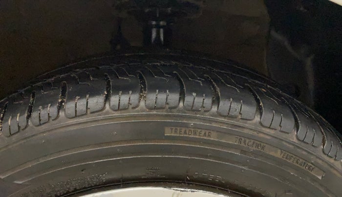 2016 Hyundai Grand i10 MAGNA 1.2 KAPPA VTVT, Petrol, Manual, 99,716 km, Right Front Tyre Tread