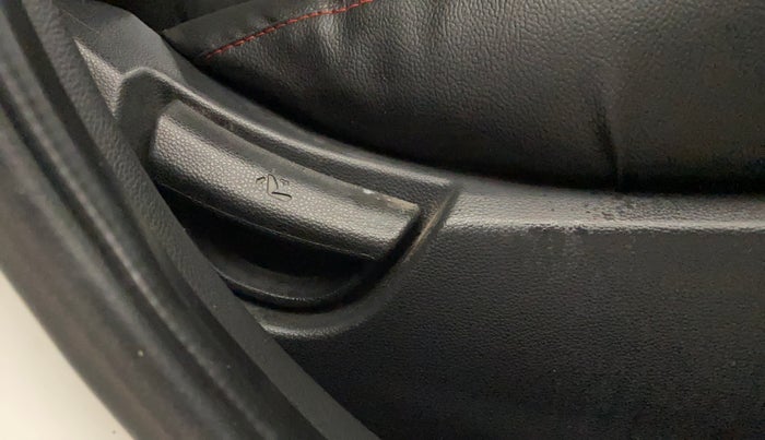 2016 Hyundai Grand i10 MAGNA 1.2 KAPPA VTVT, Petrol, Manual, 99,716 km, Driver Side Adjustment Panel