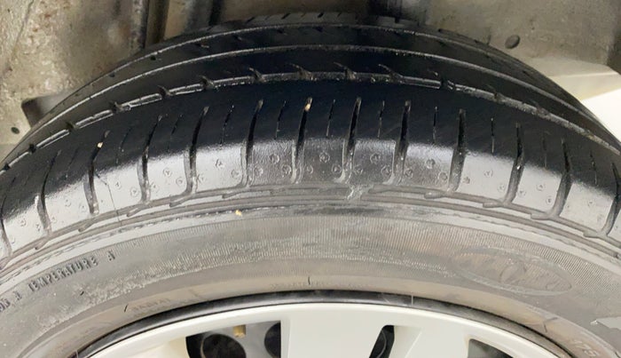 2016 Honda Jazz 1.2 S MT, Petrol, Manual, 19,619 km, Left Rear Tyre Tread