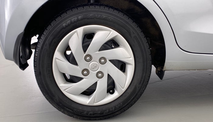 2018 Hyundai NEW SANTRO ASTA 1.1 MT, Petrol, Manual, 16,799 km, Right Rear Wheel